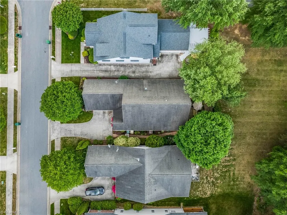 6604 Springfield Village Lane Clemmons, NC 27012