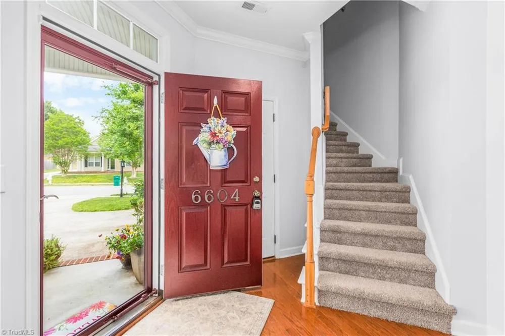 6604 Springfield Village Lane Clemmons, NC 27012