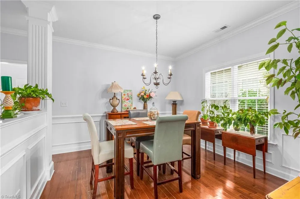 6604 Springfield Village Lane Clemmons, NC 27012
