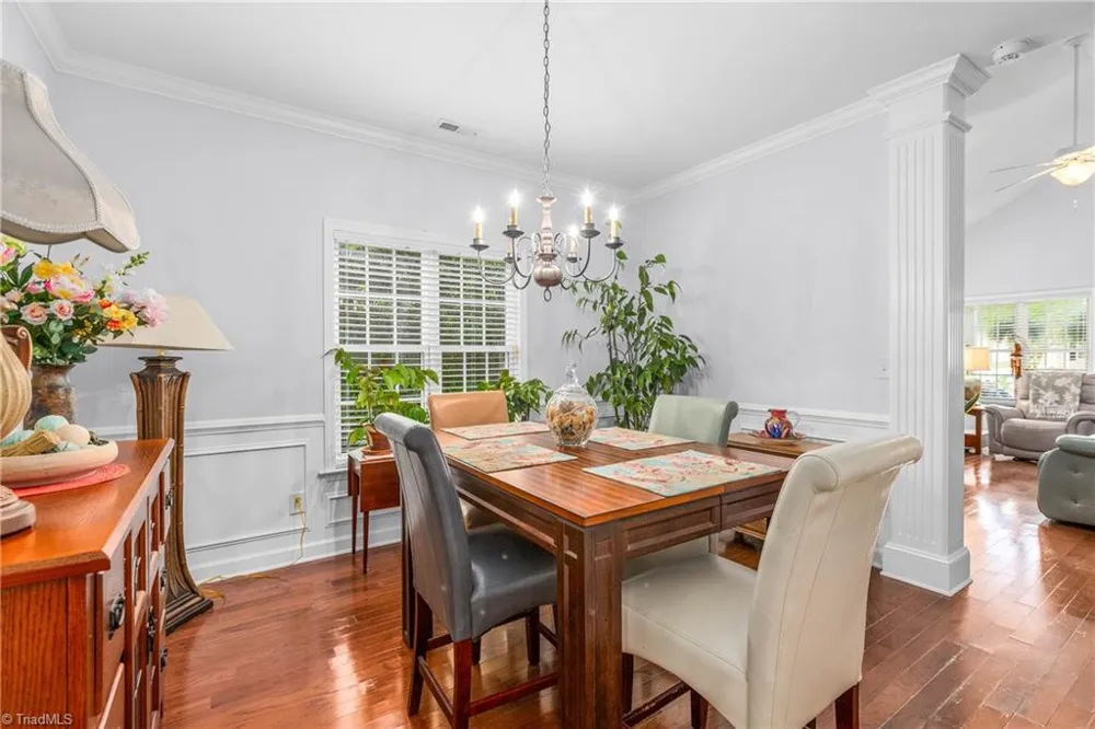 6604 Springfield Village Lane Clemmons, NC 27012