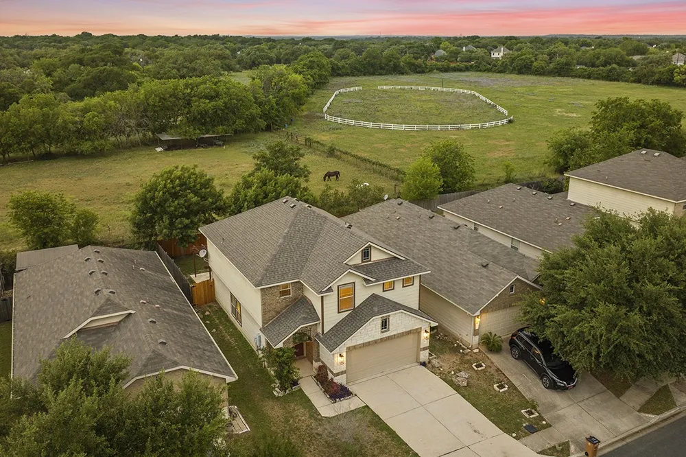 11328 Ashbrook Drive Manchaca, TX 78652