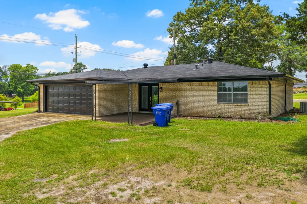 607 W Campbell Road Linden, TX 75563