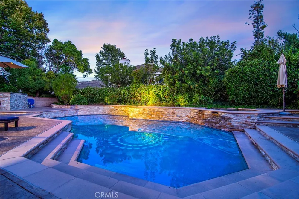 29450 Cambridge Court Agoura Hills, CA 91301