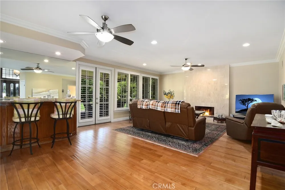 29450 Cambridge Court Agoura Hills, CA 91301