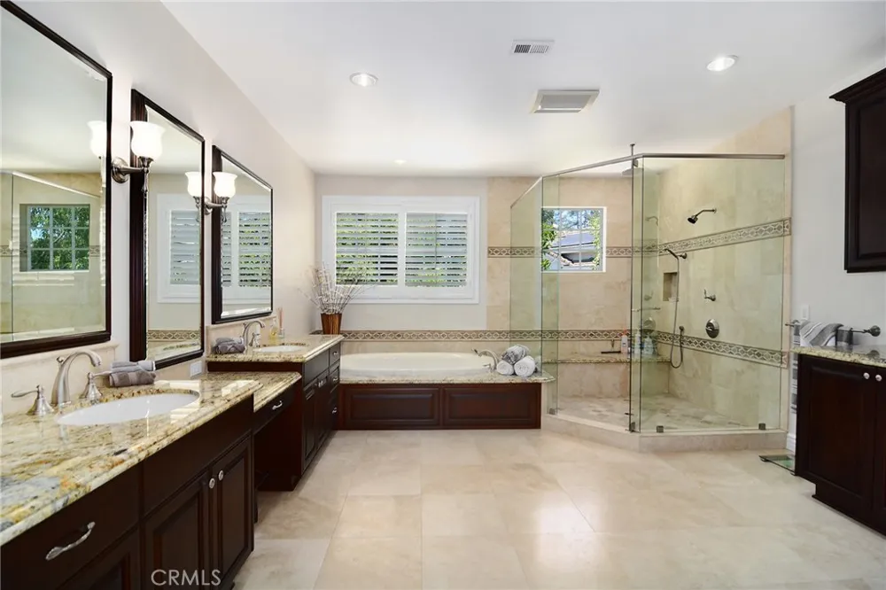 29450 Cambridge Court Agoura Hills, CA 91301