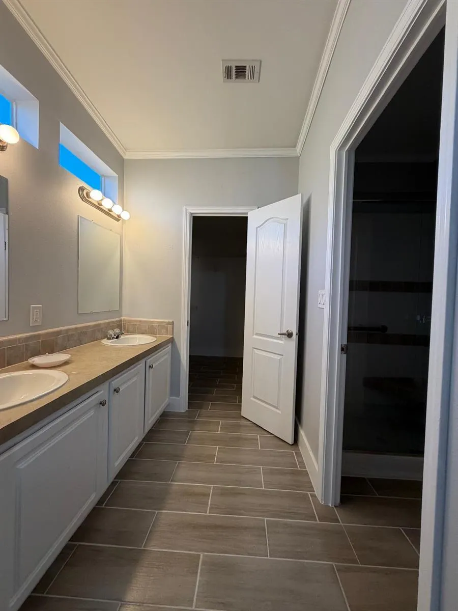 4165 3rd Court Atlantis, FL 33462