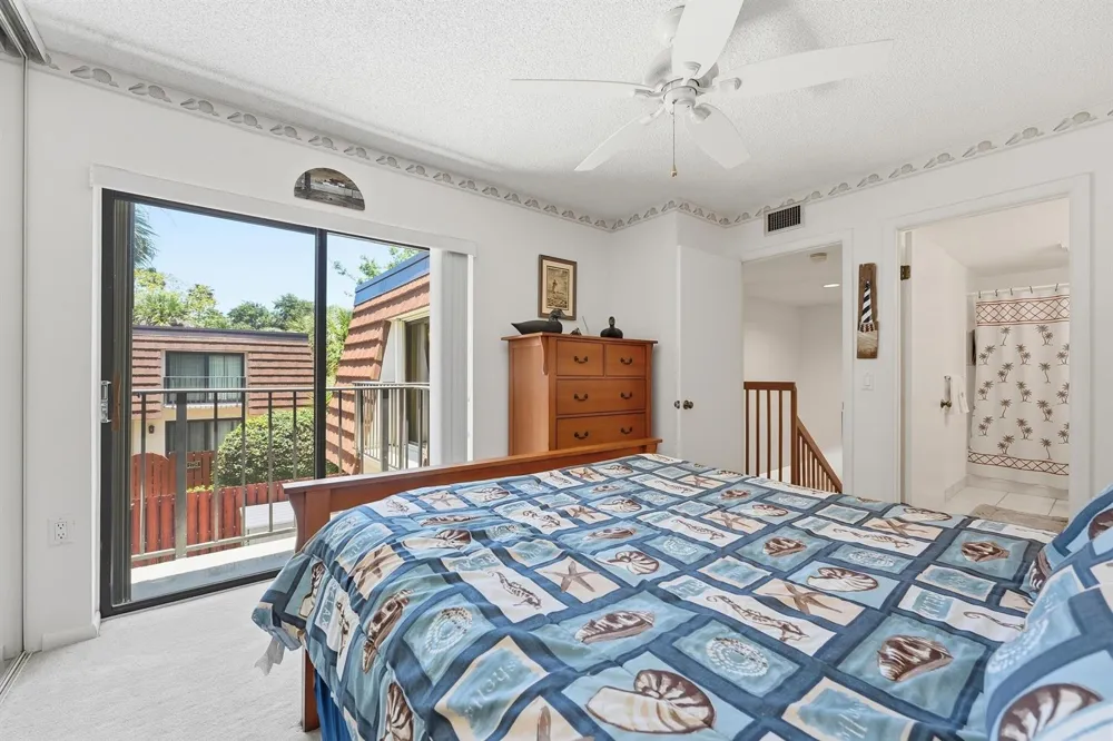 2716 27th Court Jupiter, FL 33477