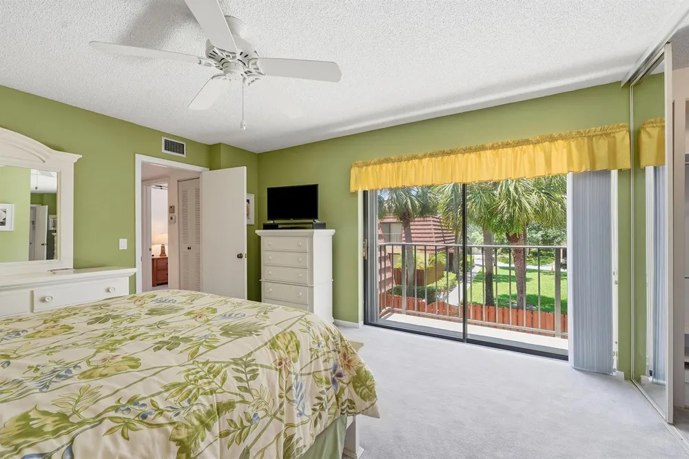 2716 27th Court Jupiter, FL 33477