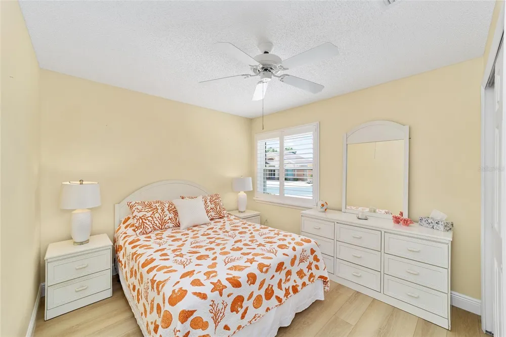 911 MEDIRA DRIVE Lady Lake, FL 32159