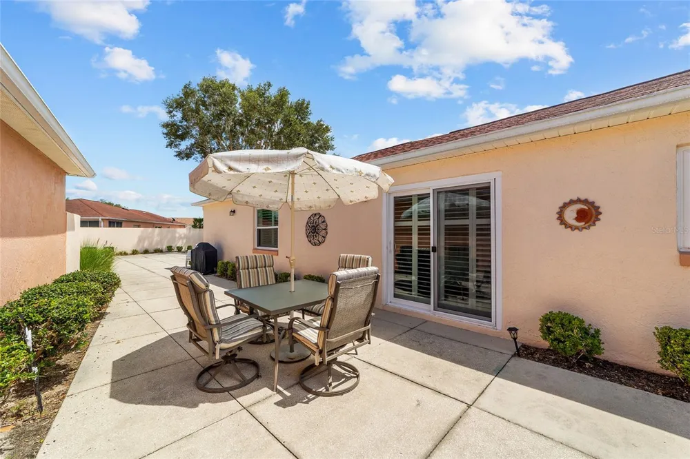 911 MEDIRA DRIVE Lady Lake, FL 32159