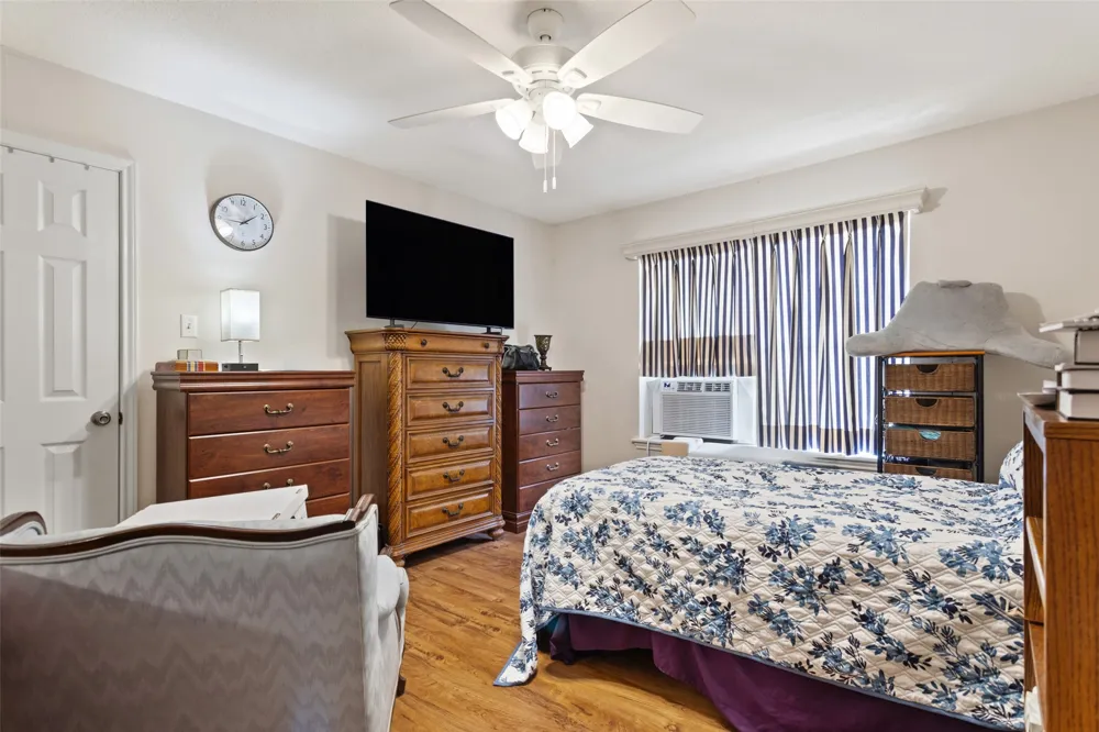 212 E Hideaway Lane Hideaway, TX 75771