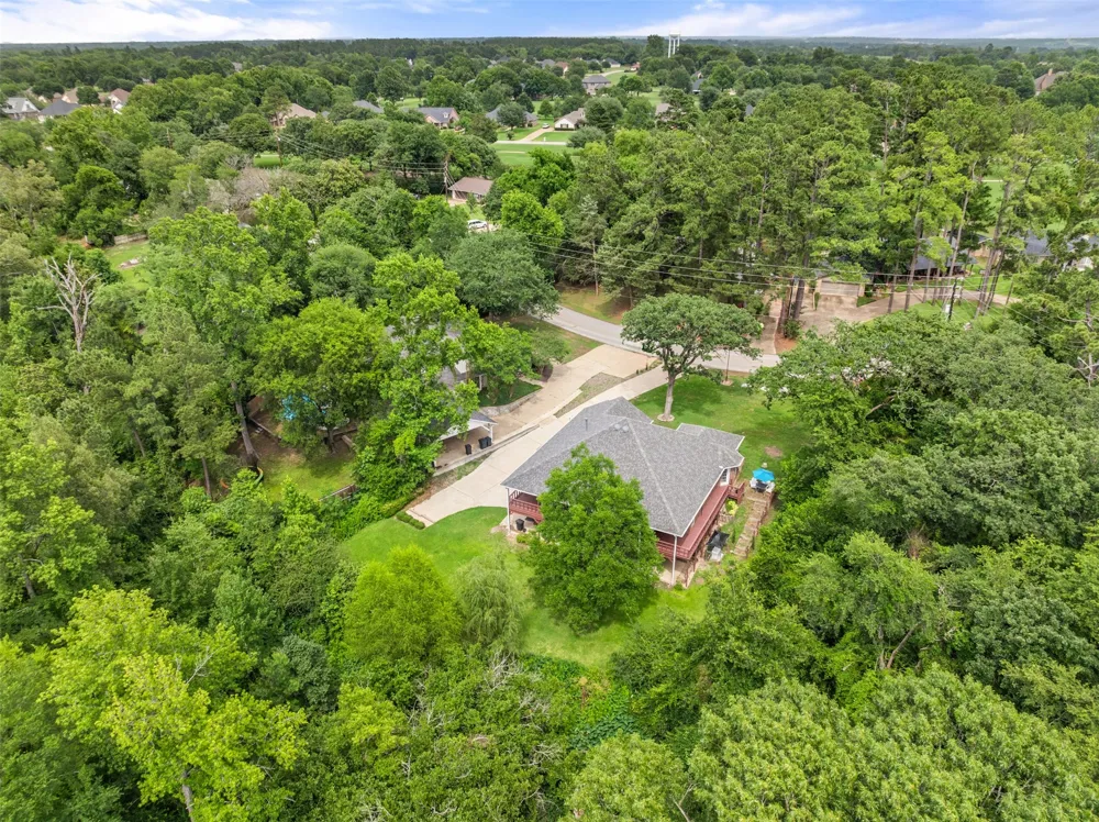 212 E Hideaway Lane Hideaway, TX 75771