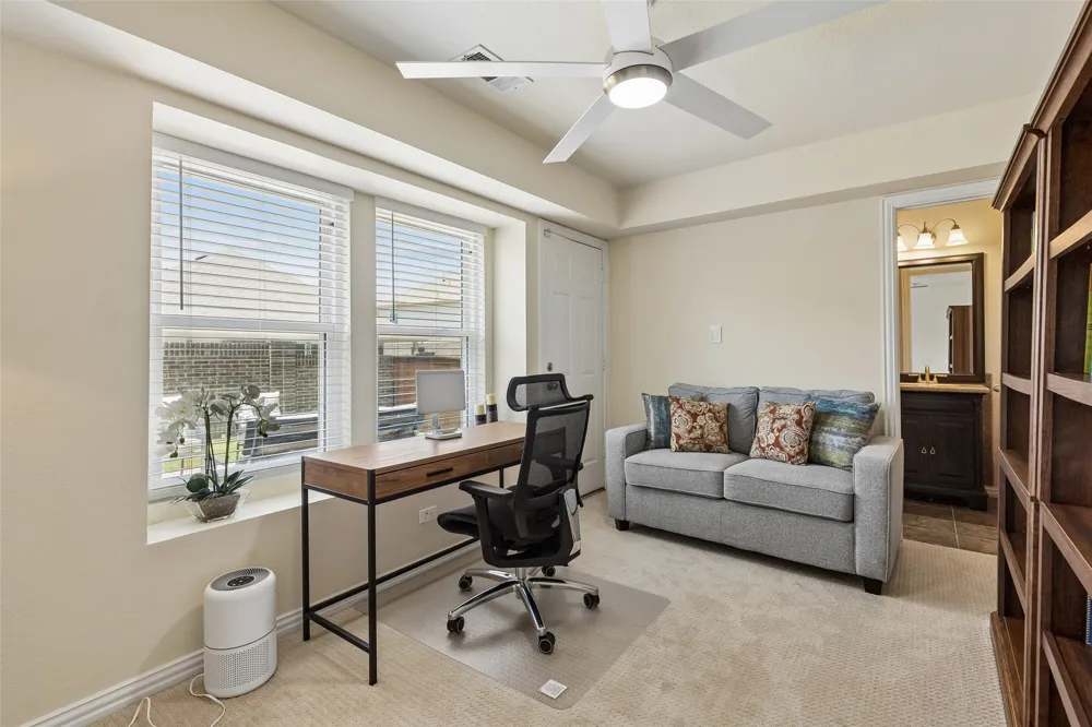 2700 Club Ridge Drive #22 Lewisville, TX 75067