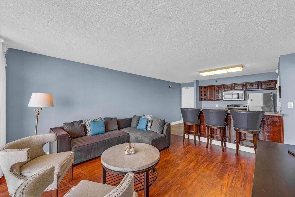 5220 Seawall Boulevard #635 Galveston, TX 77551