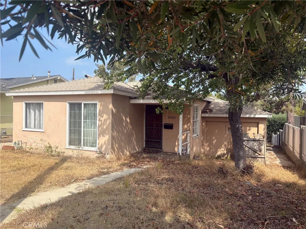 2909 Valley Manhattan Beach, CA 90266