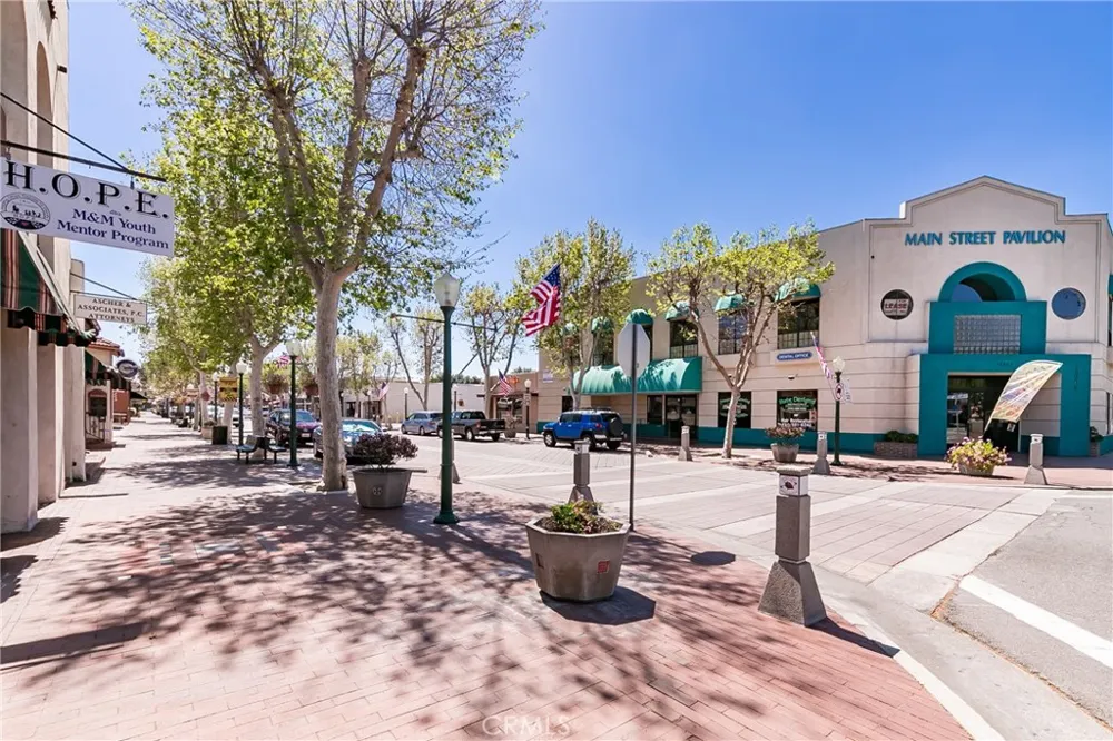12842 Palm #101 Garden Grove, CA 92840