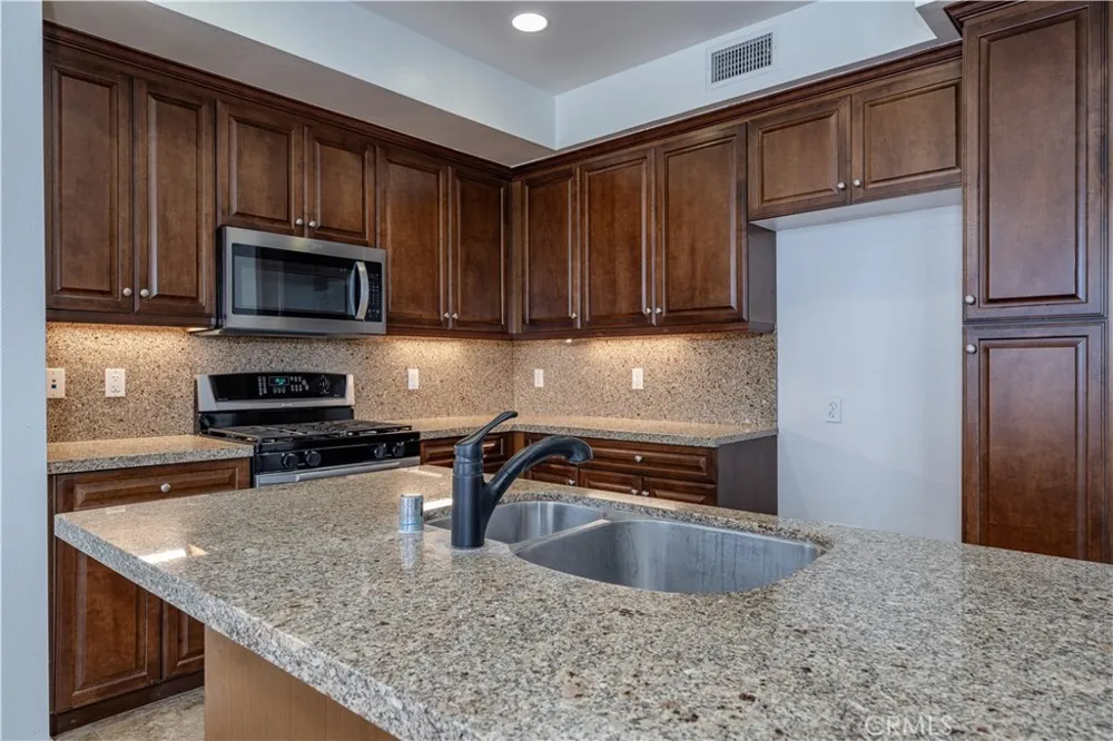 12842 Palm #101 Garden Grove, CA 92840