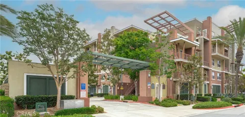 12842 Palm #101