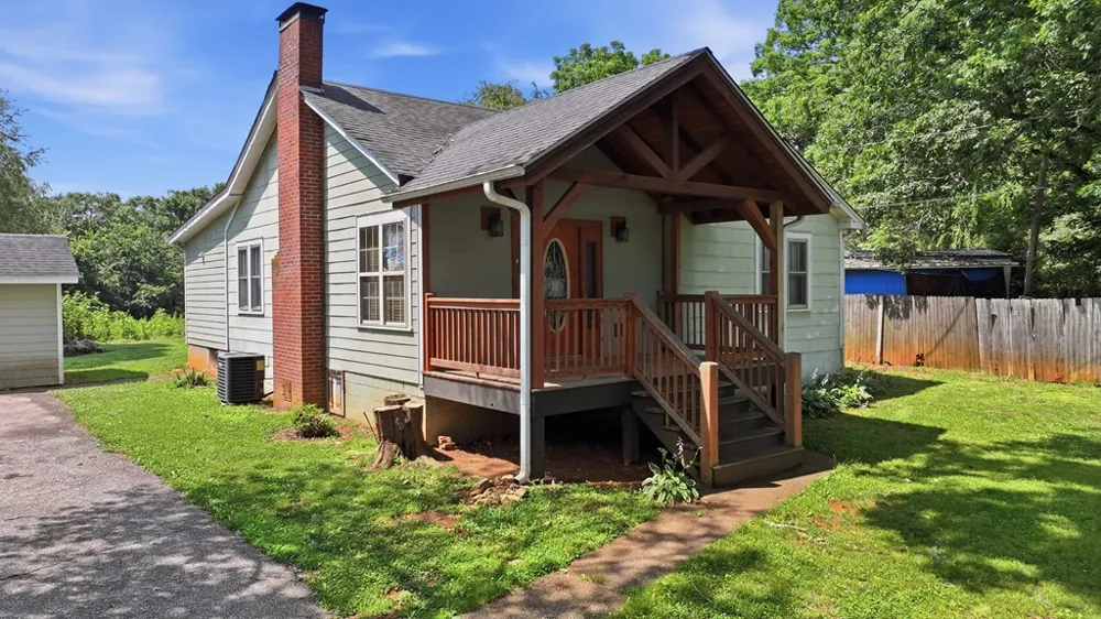 Forest Avenue Franklin, NC 28734