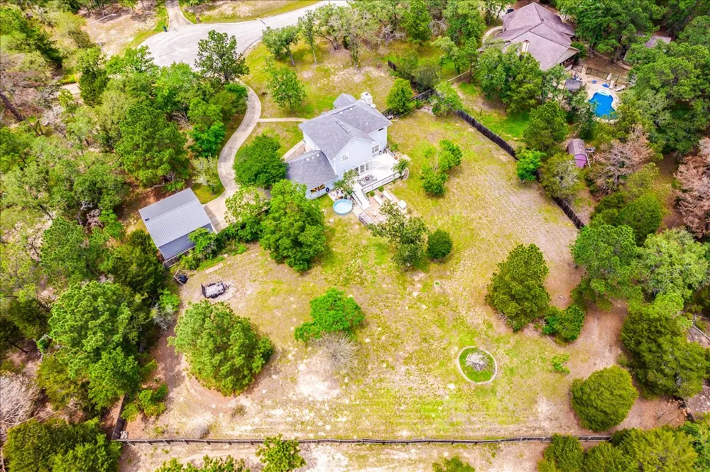 171 Pin Oak Crossing Elgin, TX 78621