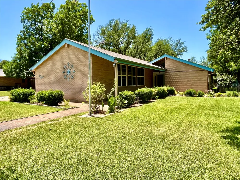 416 Jones Street Hamilton, TX 76531