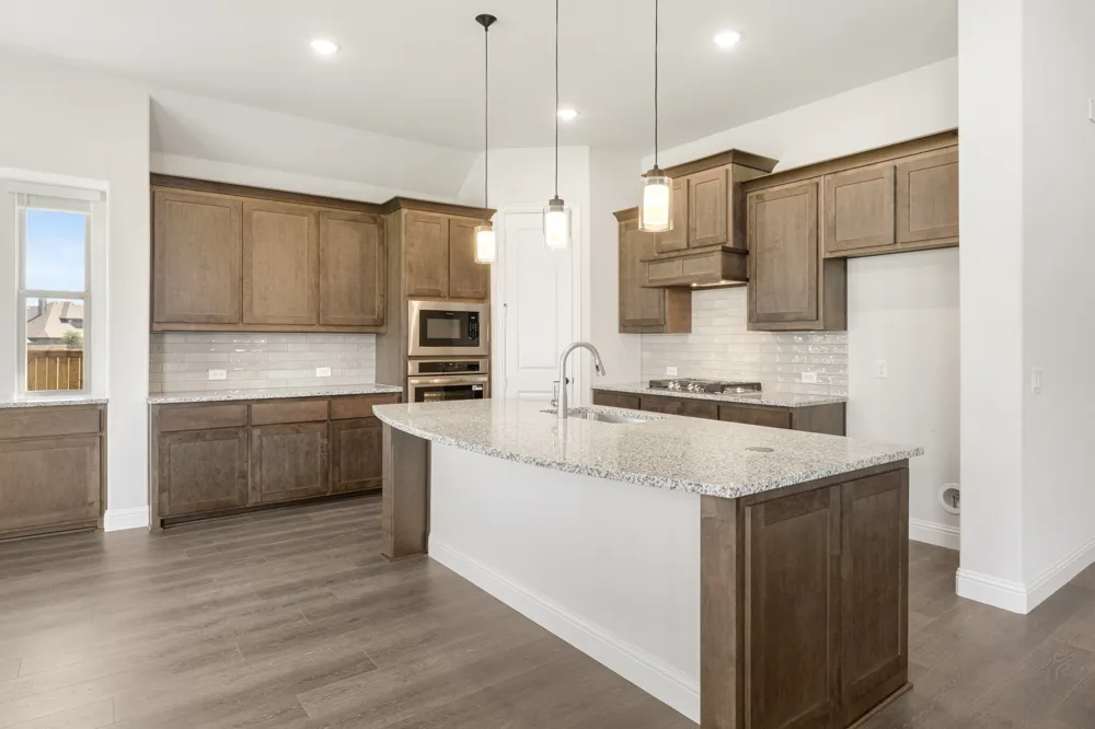 2402 Avalon Drive Mansfield, TX 76084