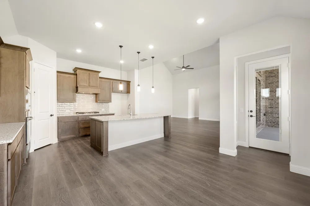 2402 Avalon Drive Mansfield, TX 76084
