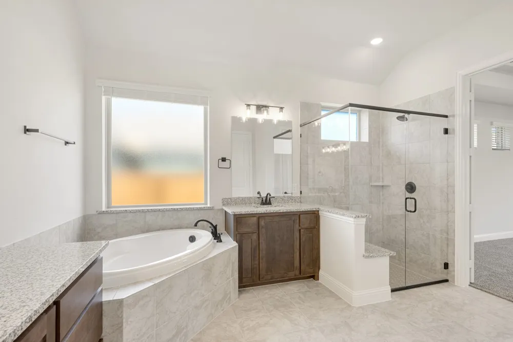 2402 Avalon Drive Mansfield, TX 76084