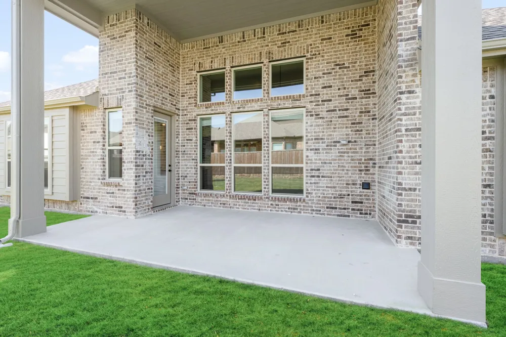 2402 Avalon Drive Mansfield, TX 76084
