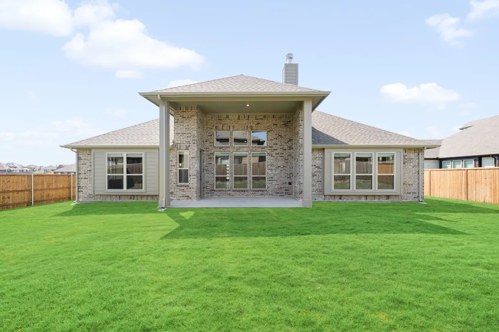 2402 Avalon Drive Mansfield, TX 76084