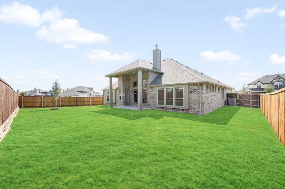 2402 Avalon Drive Mansfield, TX 76084