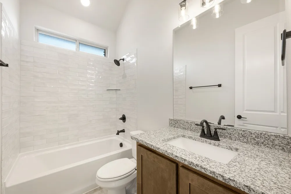 2402 Avalon Drive Mansfield, TX 76084