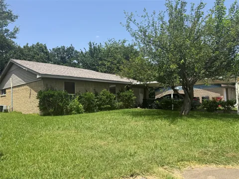 309 Dogwood Lane