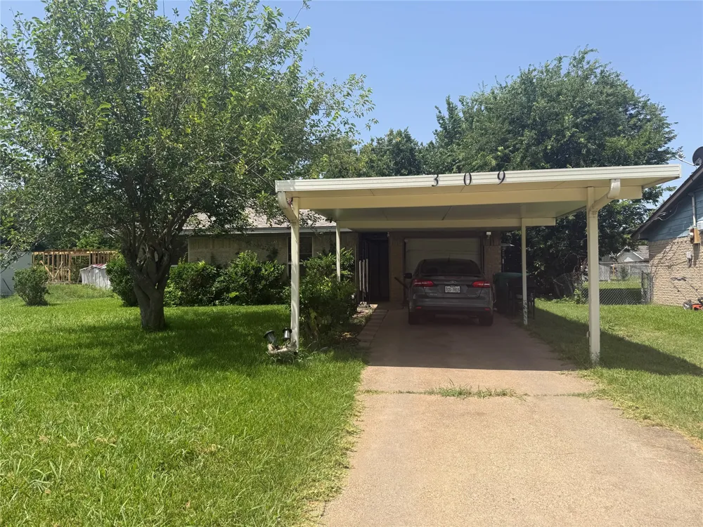 309 Dogwood Lane Wilmer, TX 75172