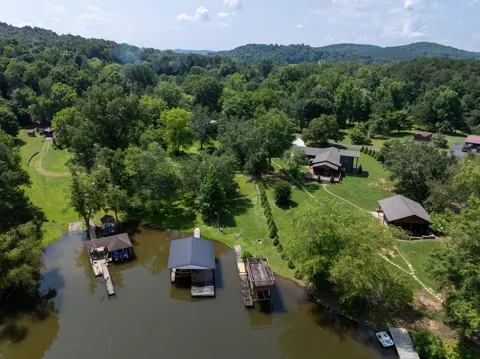 190 Sundown Shores Lane