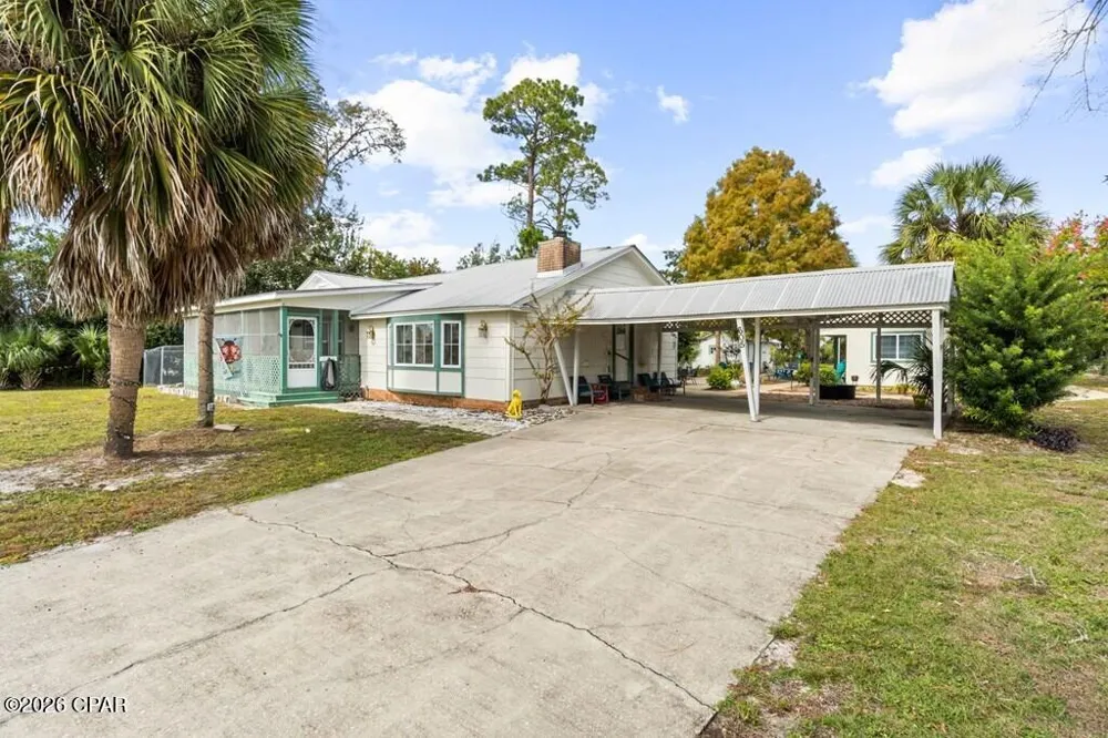 605 10th Street Port St Joe, FL 32456