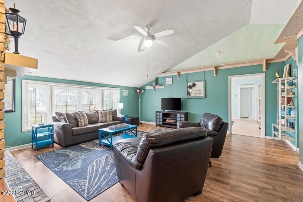 605 10th Street Port St Joe, FL 32456