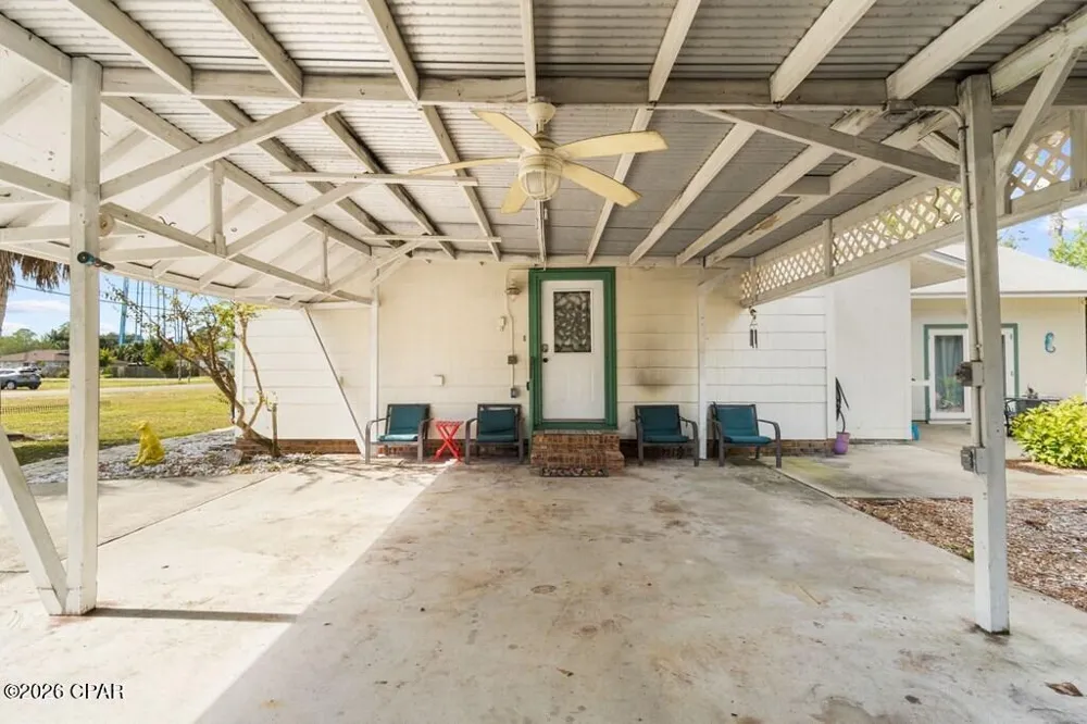605 10th Street Port St Joe, FL 32456