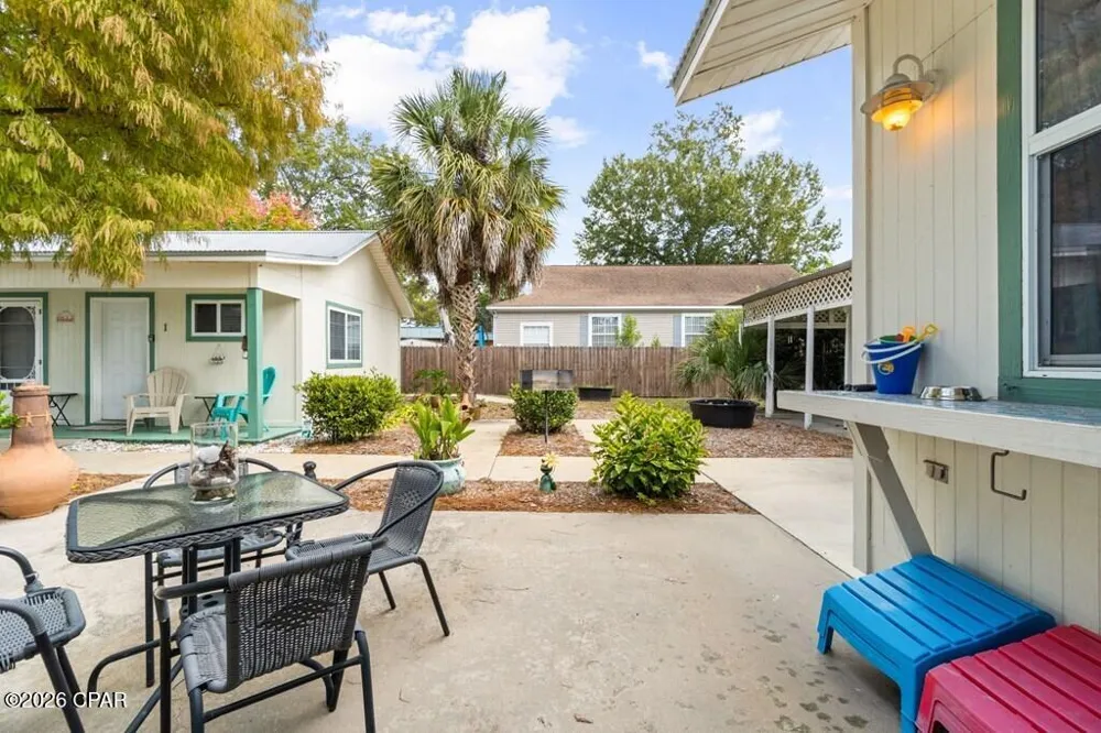 605 10th Street Port St Joe, FL 32456