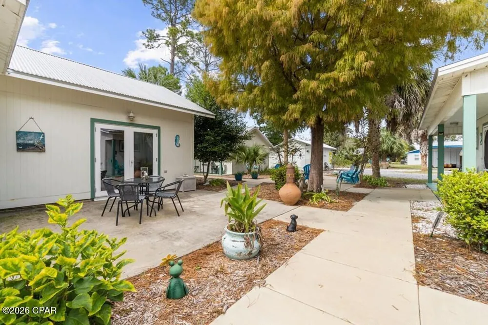 605 10th Street Port St Joe, FL 32456