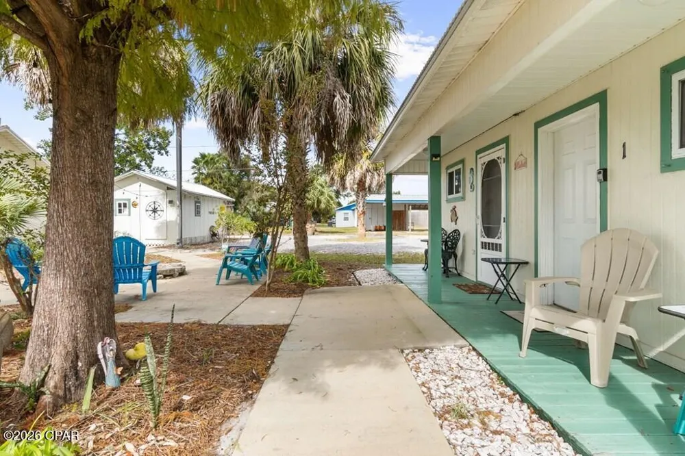 605 10th Street Port St Joe, FL 32456