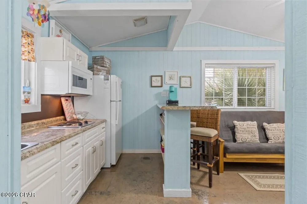 605 10th Street Port St Joe, FL 32456