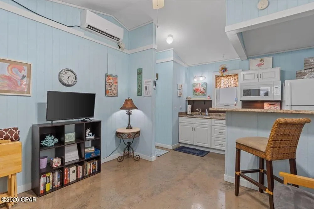 605 10th Street Port St Joe, FL 32456