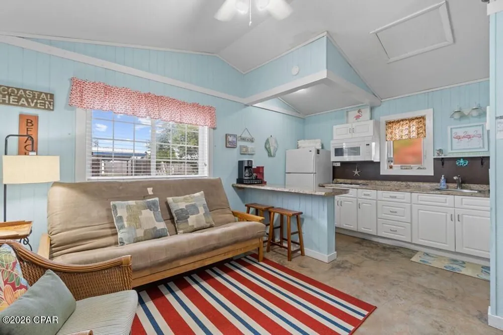 605 10th Street Port St Joe, FL 32456