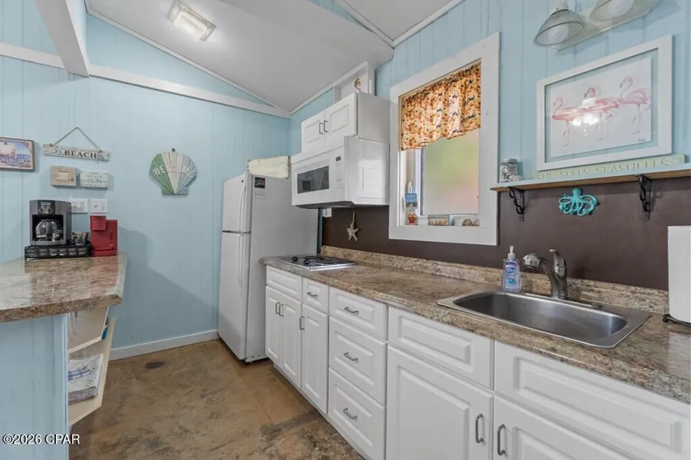 605 10th Street Port St Joe, FL 32456
