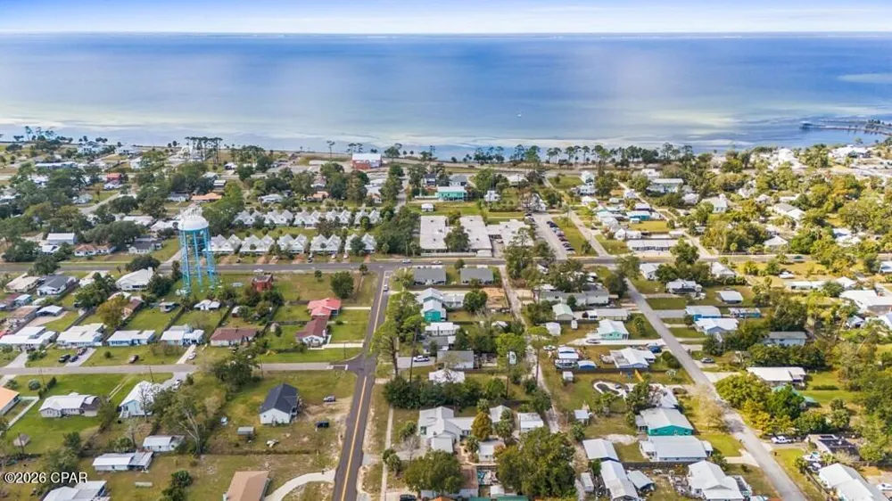 605 10th Street Port St Joe, FL 32456