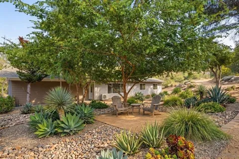 15773 Oak Valley Rd.