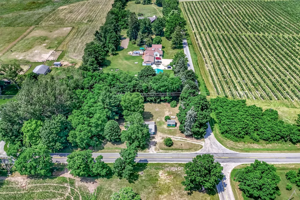 2423 S 40th Avenue Shelby, MI 49455