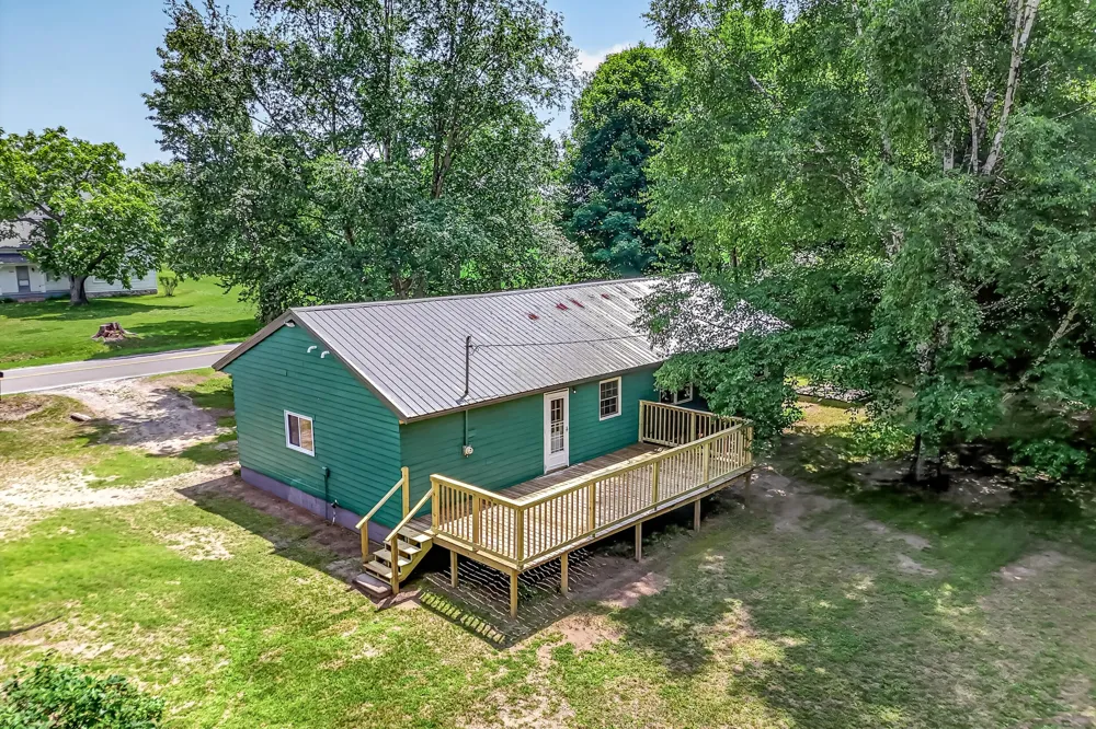 2423 S 40th Avenue Shelby, MI 49455