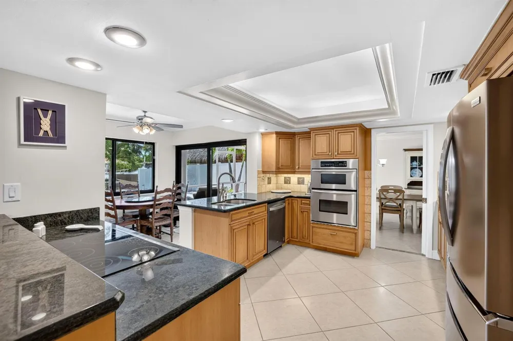 5570 NE 26th Avenue Fort Lauderdale, FL 33308